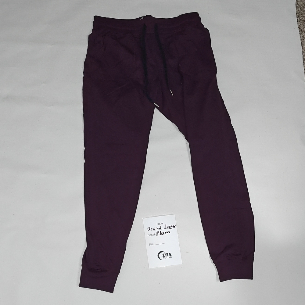 Zyia Active Women's Plum Joggers